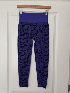 Z by Zella High Waisted Seamless Leggings - Purple and Black Camouflage